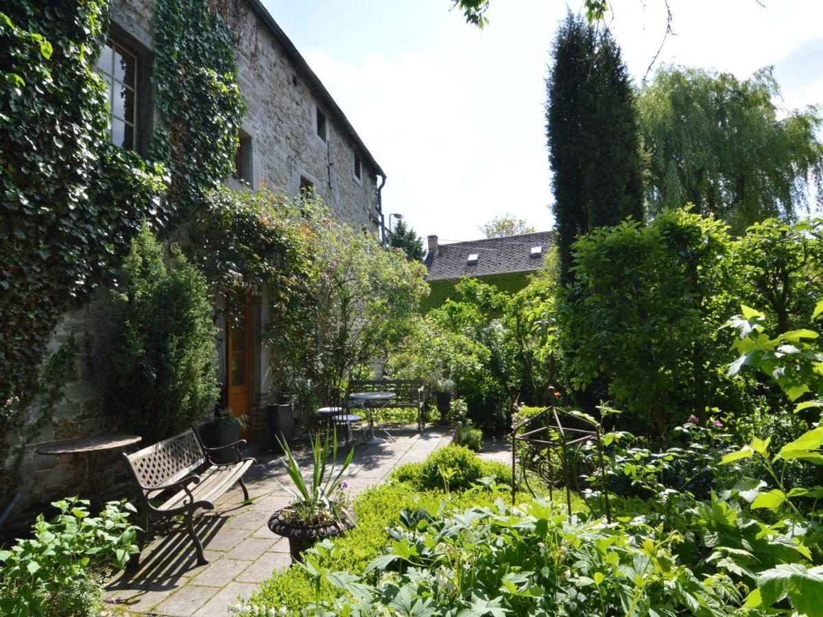 Enchanting Cottage With Terrace Garden Hamoir Dış mekan fotoğraf