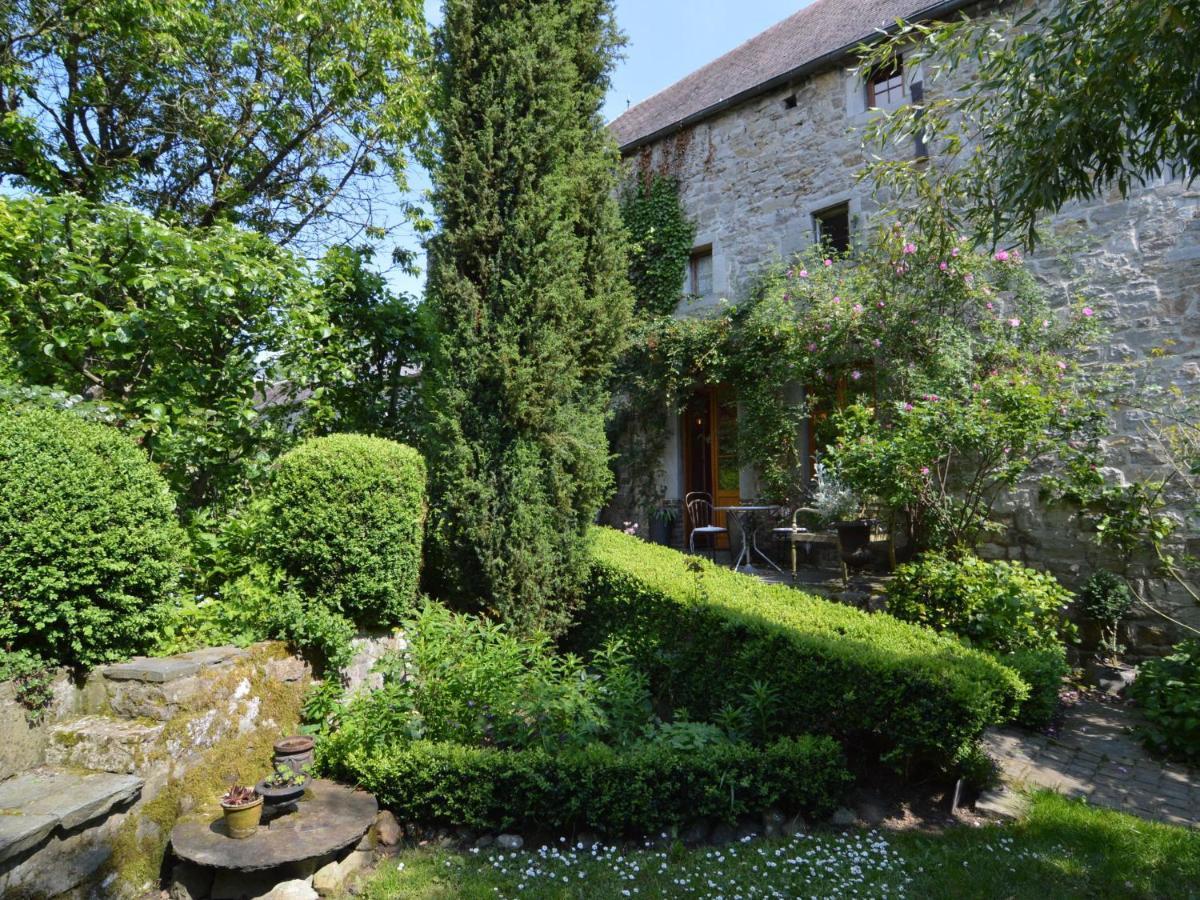 Enchanting Cottage With Terrace Garden Hamoir Dış mekan fotoğraf