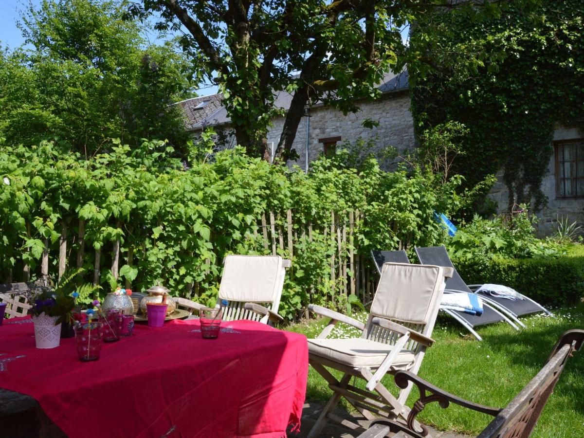 Enchanting Cottage With Terrace Garden Hamoir Dış mekan fotoğraf